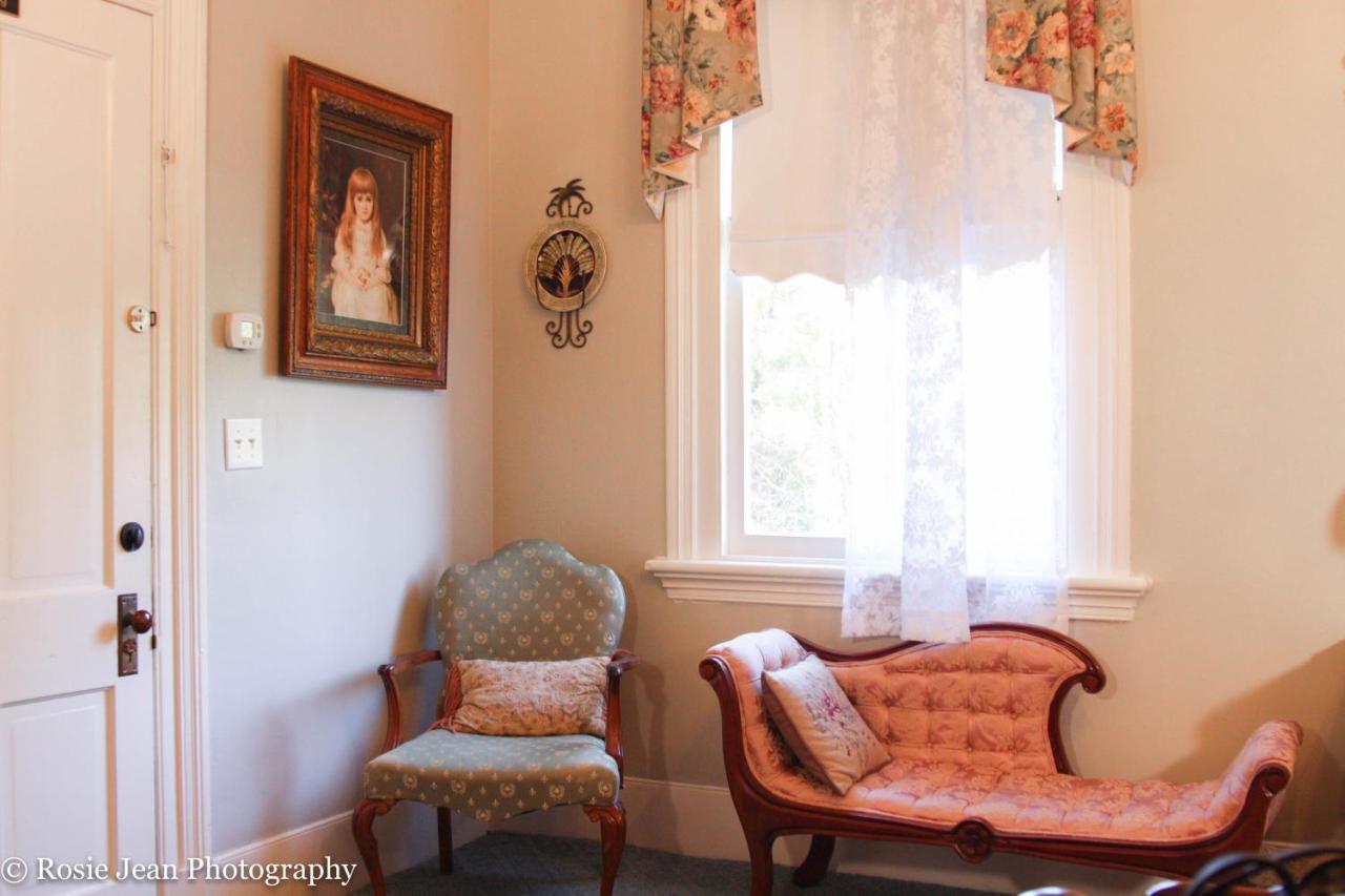 Flowertown Bed And Breakfast Summerville Exteriér fotografie