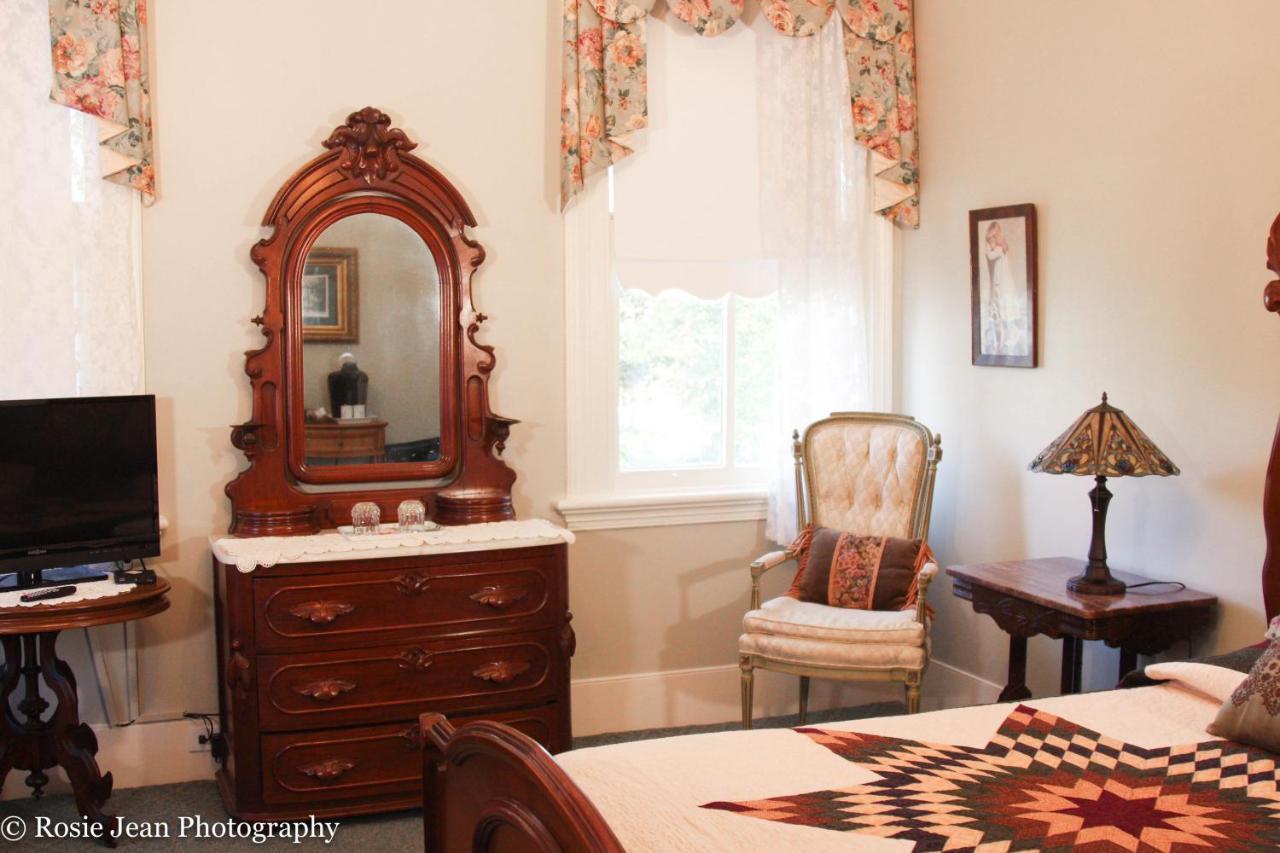 Flowertown Bed And Breakfast Summerville Exteriér fotografie